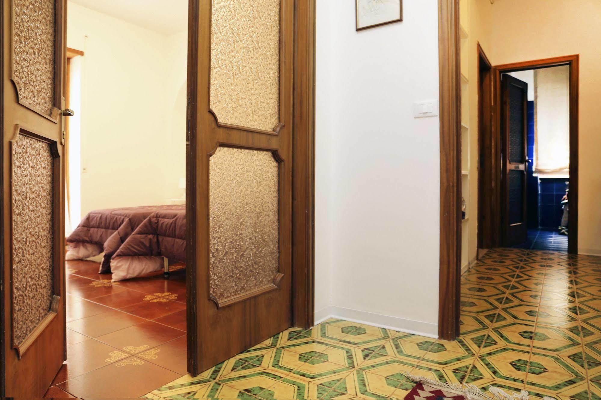 B&B Torrione LʼAquila Екстериор снимка